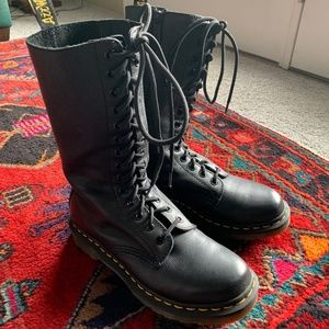 Dr Doc Martens Air Wair Bouncing Soles Tall Combat Boots M7 VGC